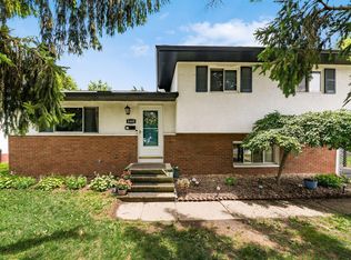 6440 Kildale Sq W, Columbus, OH 43229