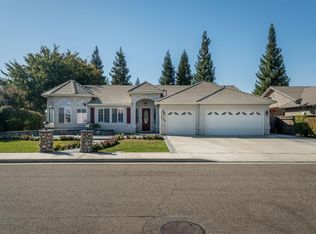 2035 E La Vida Ave, Visalia, CA 93292