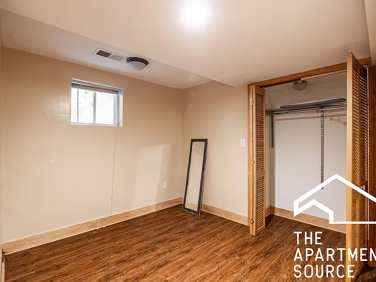 665 W Cornelia Ave #G — Photo 10