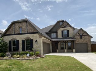 3202 Carrington Dr, Mansfield, TX 76063
