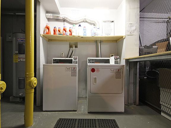 4th image of 29 Meserole St APT 1F