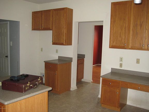 3rd image of 3336 Mountain Laurel Dr