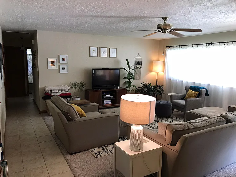 307 Forest Dr — Photo 3