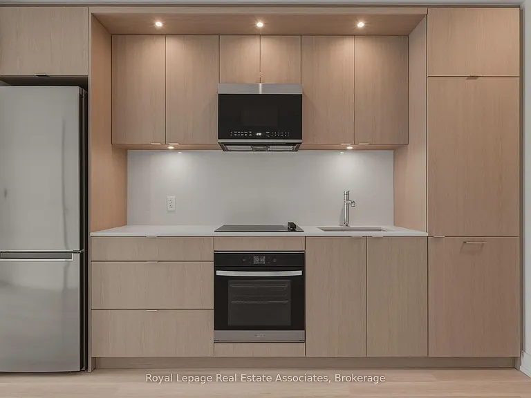 25 Cordova Ave #1802 — Photo 3