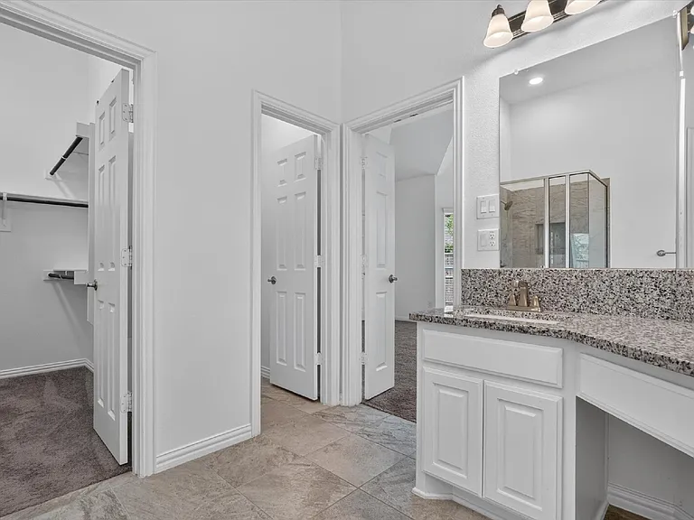 4300 Canadian River Dr — Photo 11