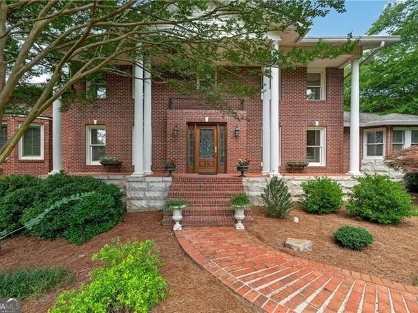 12190 Charlotte Dr, Alpharetta, GA 30004