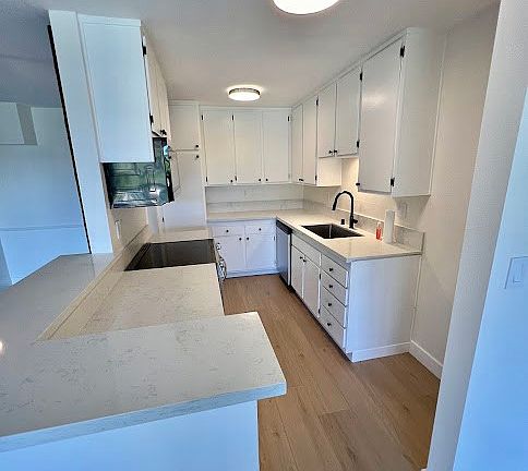 3rd image of 6542-D102 Ocean Crest Ct