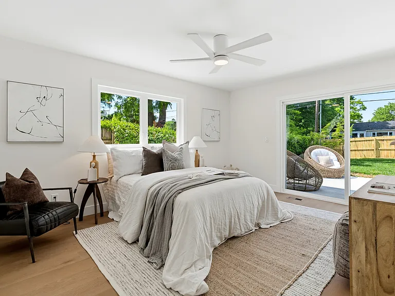 2276 Johnston Rd — Photo 44
