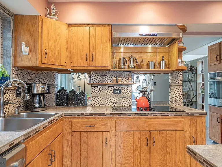 11696 Fox Glen Dr — Photo 4