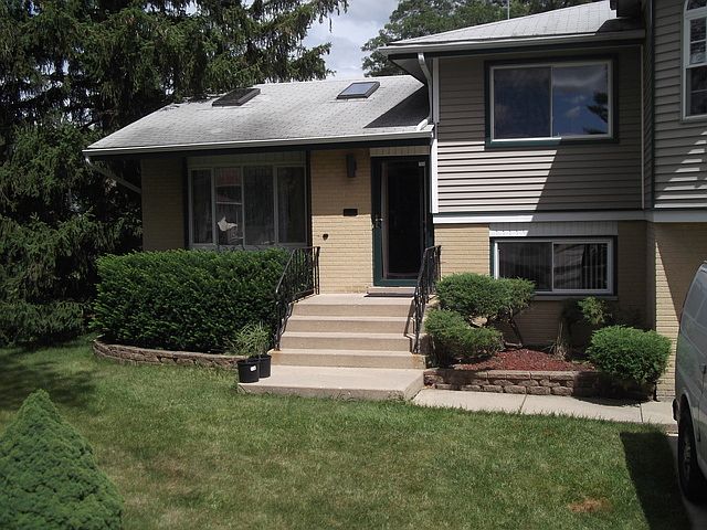 1st image of 123 Julie Dr