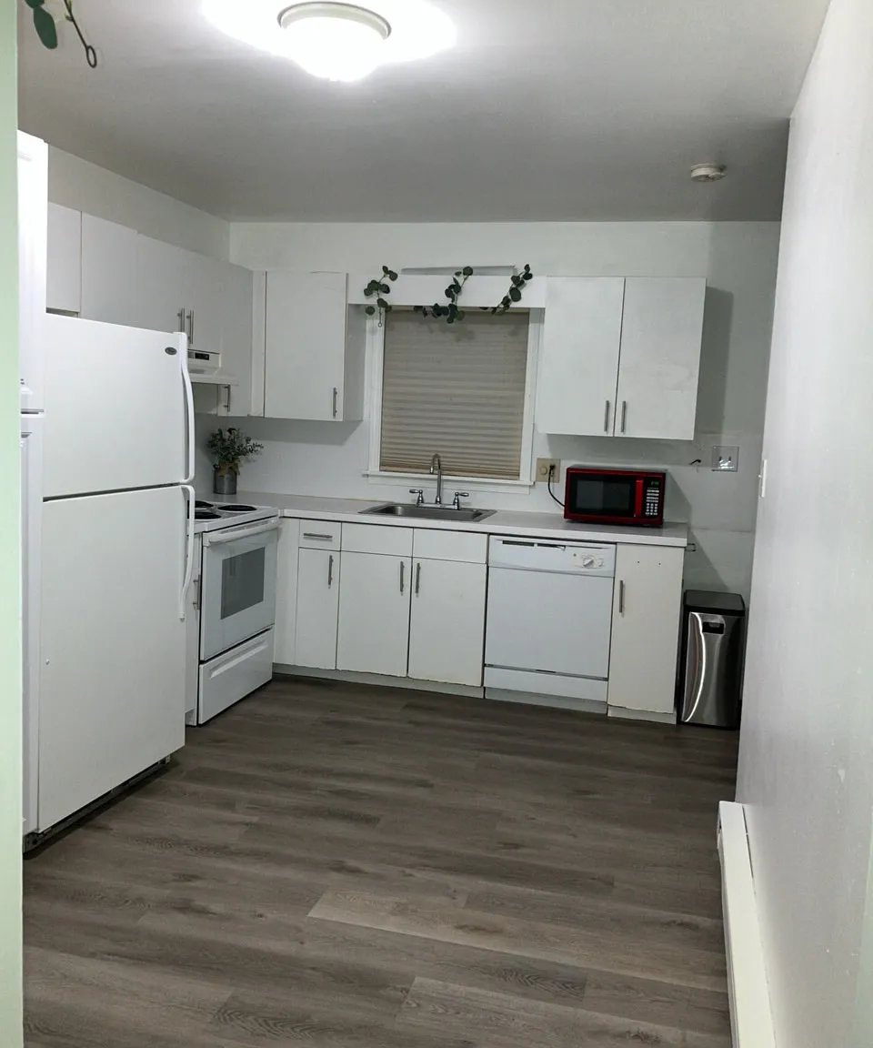 2 bed, 750 sqft, $1,250 — Photo 2