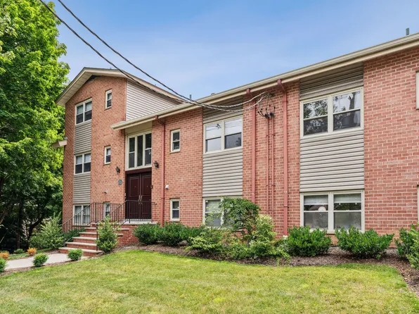 31 Upper Mountain Ave APT 4, Montclair, NJ 07042