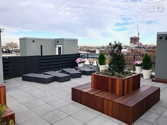 Rented by Zjama Realty Corp | media 18