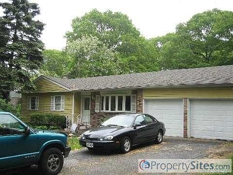 1st image of 61 S Howell Ave