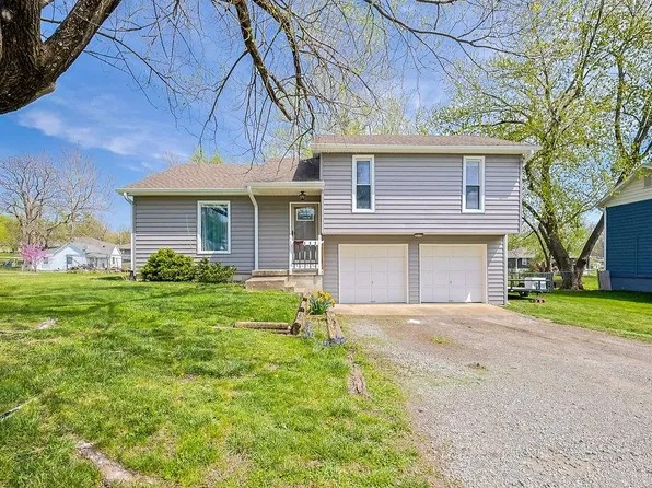 105 S Mulberry St, Cameron, MO 64429