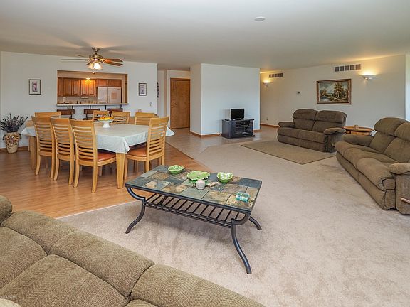22630 Schweitzer Road-102
