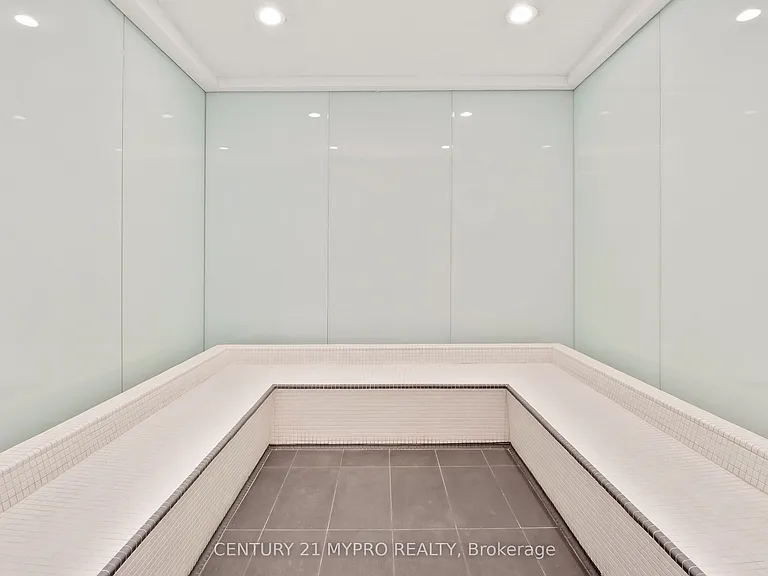 15 Grenville St #1007 — Photo 31