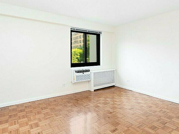 3rd image of 175 W 87th St APT 3E