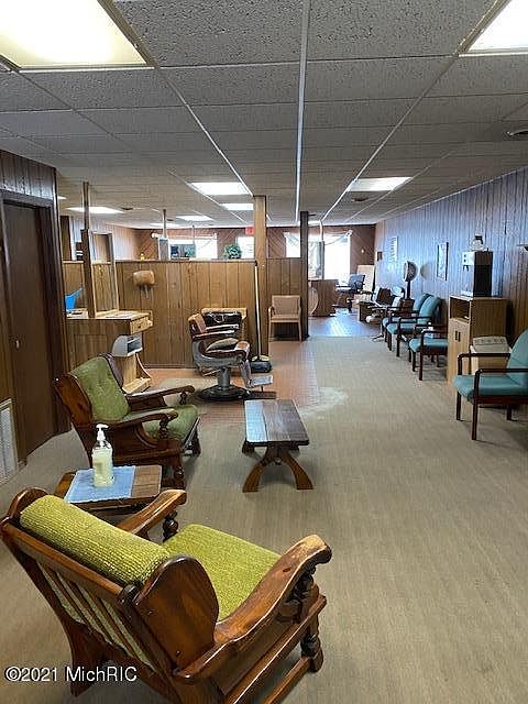 2nd image of 1436 E Napier Ave