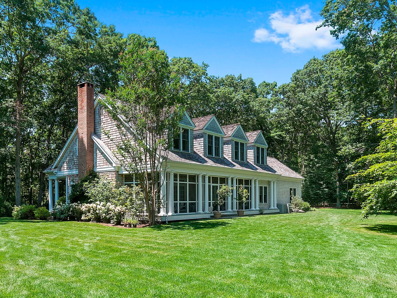 147 Wainscott Harbor Rd, Sagaponack, NY 11962 | Zillow