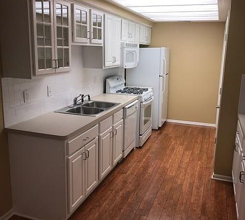 5th image of 3934 Ivygate Pl