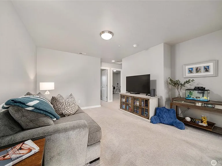 10451 10th Street Ct E — Photo 17
