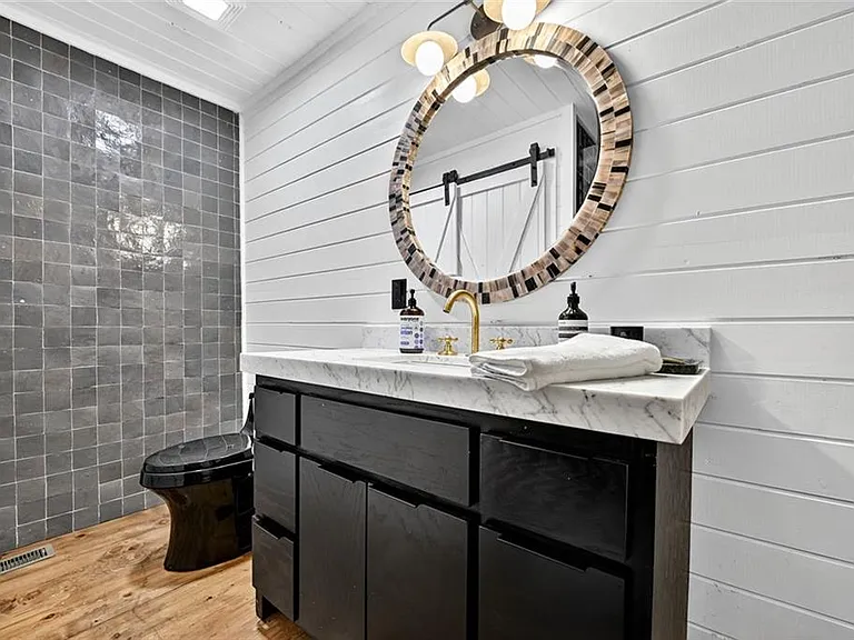 545 Chestnut Rdg — Photo 18