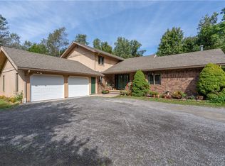 1062 Euler Rd, Brockport, NY 14420