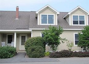 5th image of 22 Harborview Dr