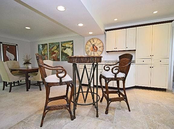 4th image of 8505 Lynnehaven Dr