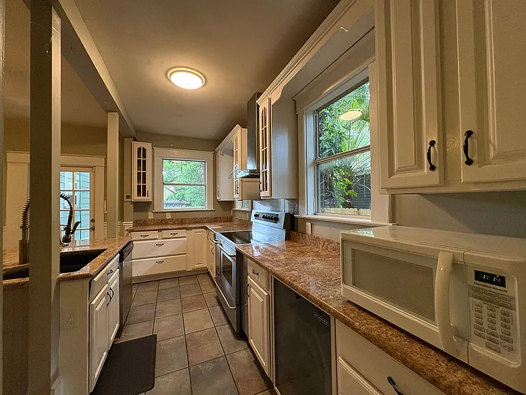 500 S Eola Dr — Photo 22