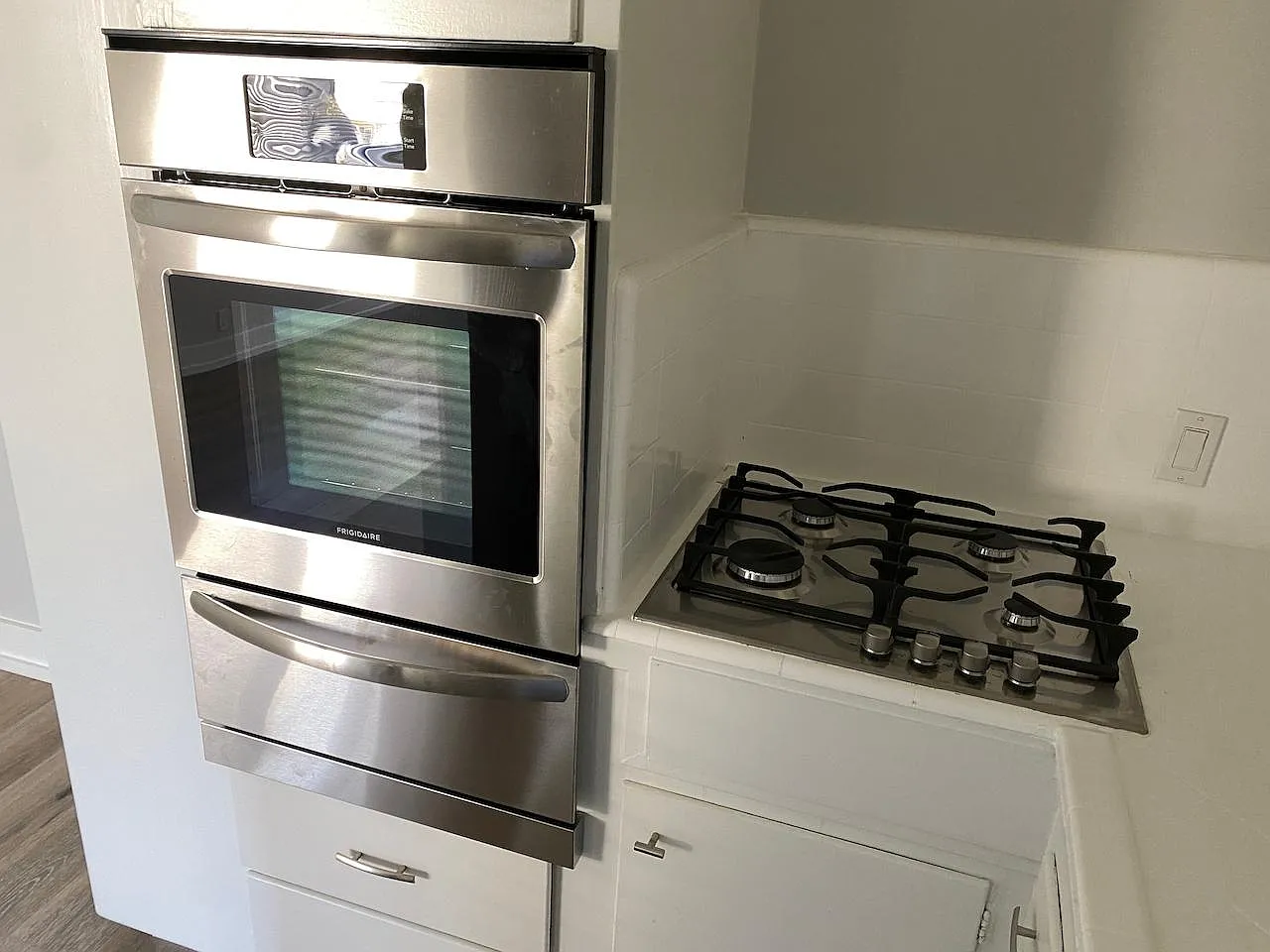 2 bed, 900 sqft, $2,395 — Photo 3