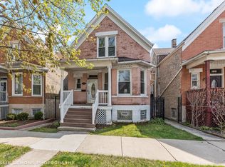 2739 N Sacramento Ave, Chicago, IL 60647