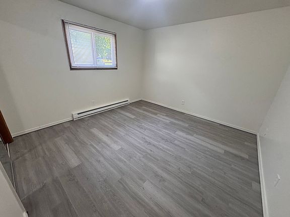 5th image of 1412 W 11th Ave APT 1