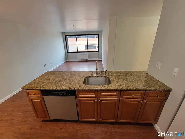300 Broad St #601 — Photo 18