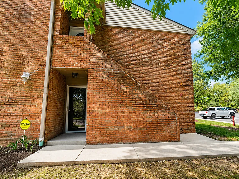 421 Redding Rd #1 — Photo 9