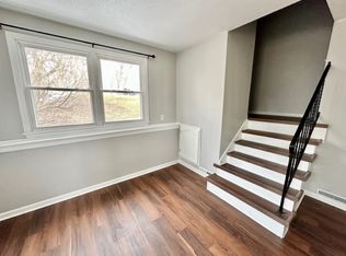 6810 Urbandale Ave, Urbandale, IA 50322
