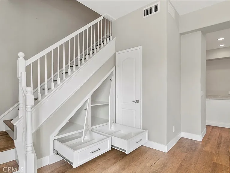 500 Marigold Ave — Photo 11