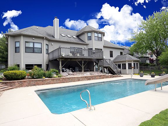 3rd image of 169 Beech Dr
