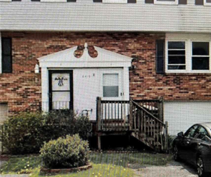 1st image of 8410A Shallowcreek Rd
