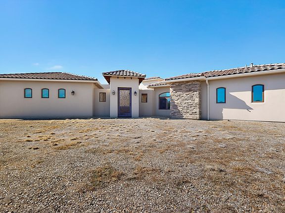 3rd image of 39 Nature Pointe Dr