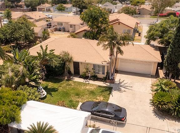 5th image of 11316 Shoemaker Ave