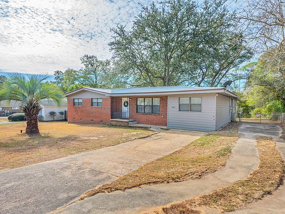5th image of 431 Andrew Dr