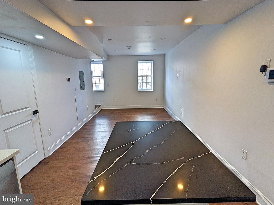 1st image of 835-837 Corinthian Ave #4