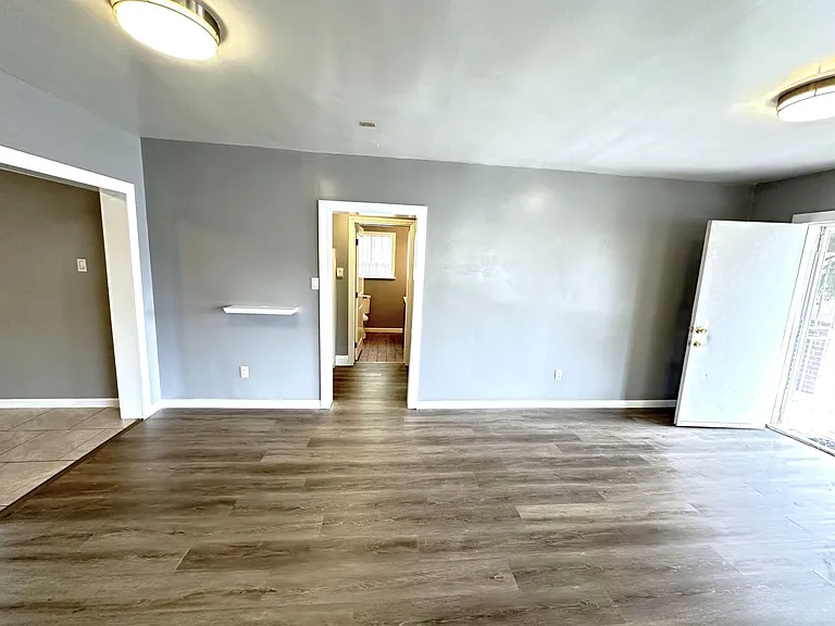 574 Duboce Ave — Photo 9