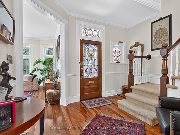 5th image of 774 Hellmuth Ave