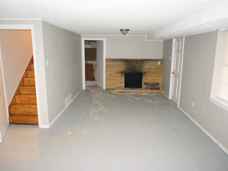 4696 Quintell Ave — Photo 15