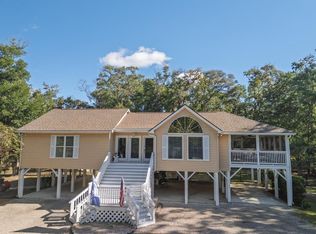 8838 Palmetto Rd, Edisto Island, SC 29438