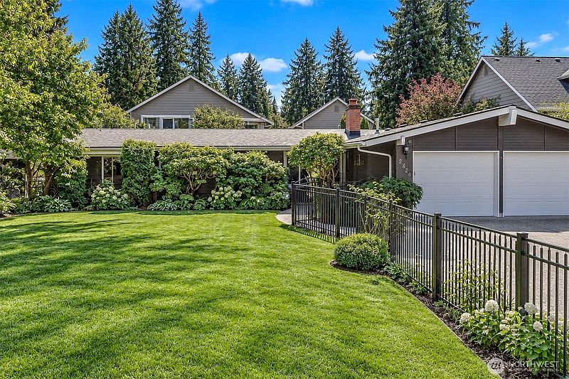 2nd image of 2526 204th Street SW