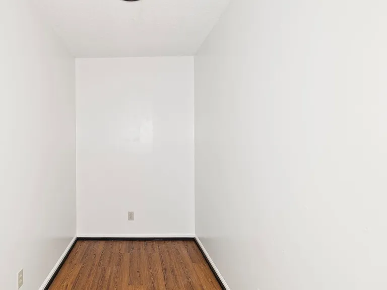 3450 Cornell Dr — Photo 6
